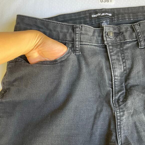 DKNY Women Denim Shorts size 16, Black - Picture 7 of 10